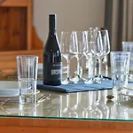 Appartement-9 *